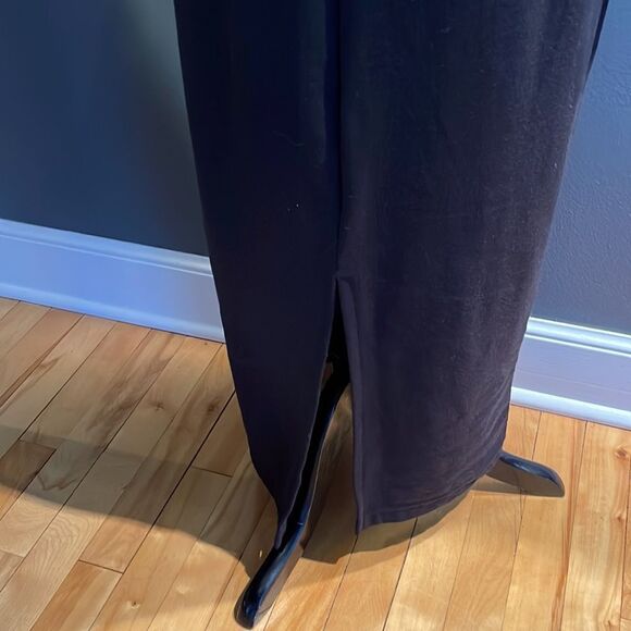 CDC gold bead diamond pattern bodice & cuffs knit maxi. Size 12. - Picture 8 of 9